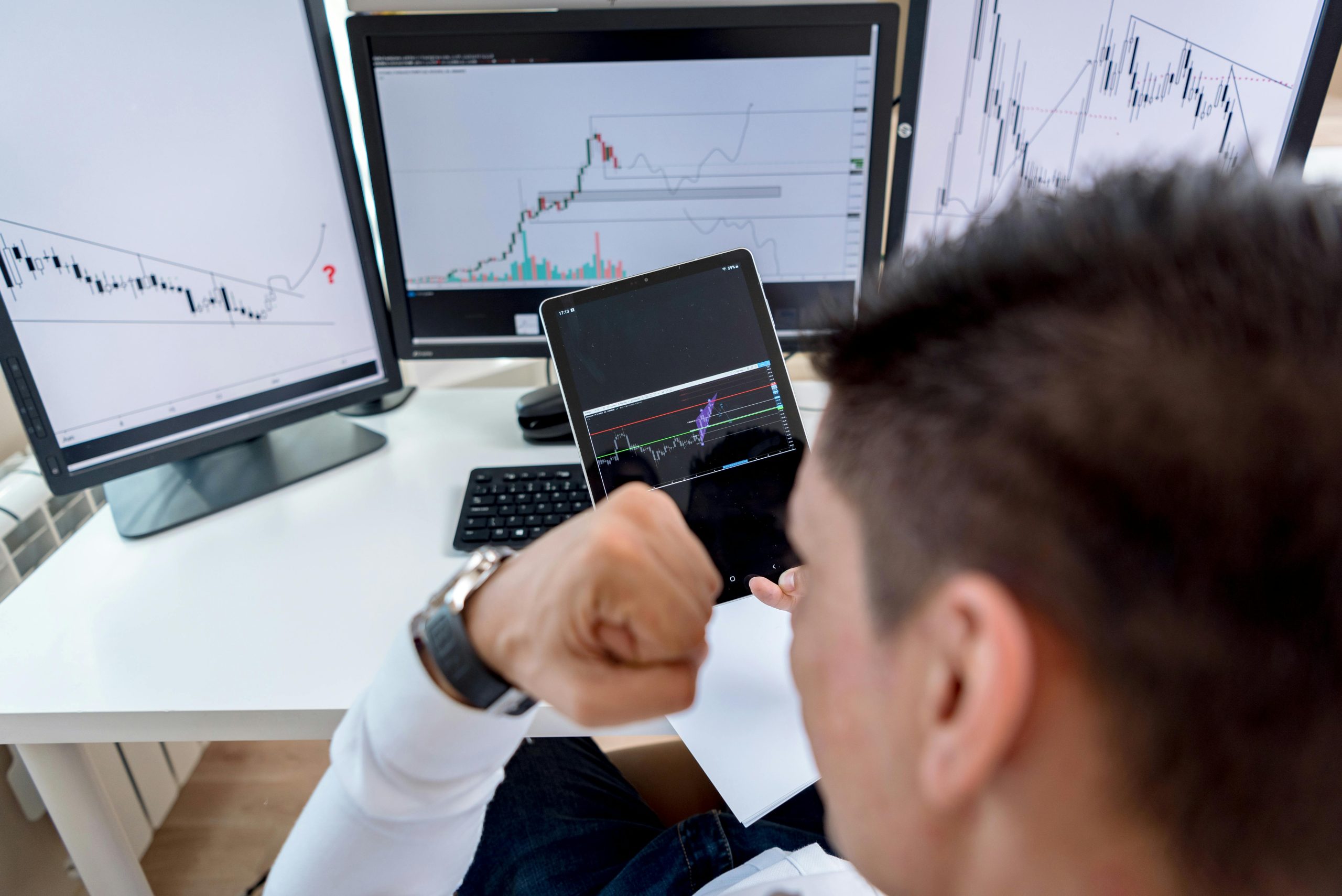 El Salvador’s “Excellence-Only” Bitcoin Strategy Draws Global Attention